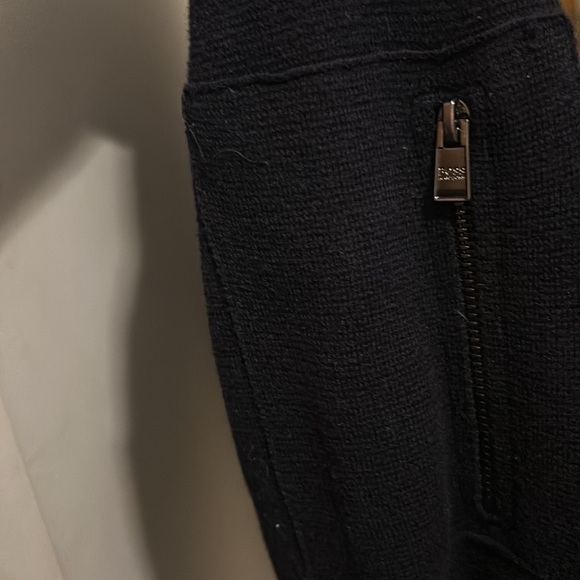 Hugo Boss Sweater Zip-up Size Medium - Picture 5 of 7